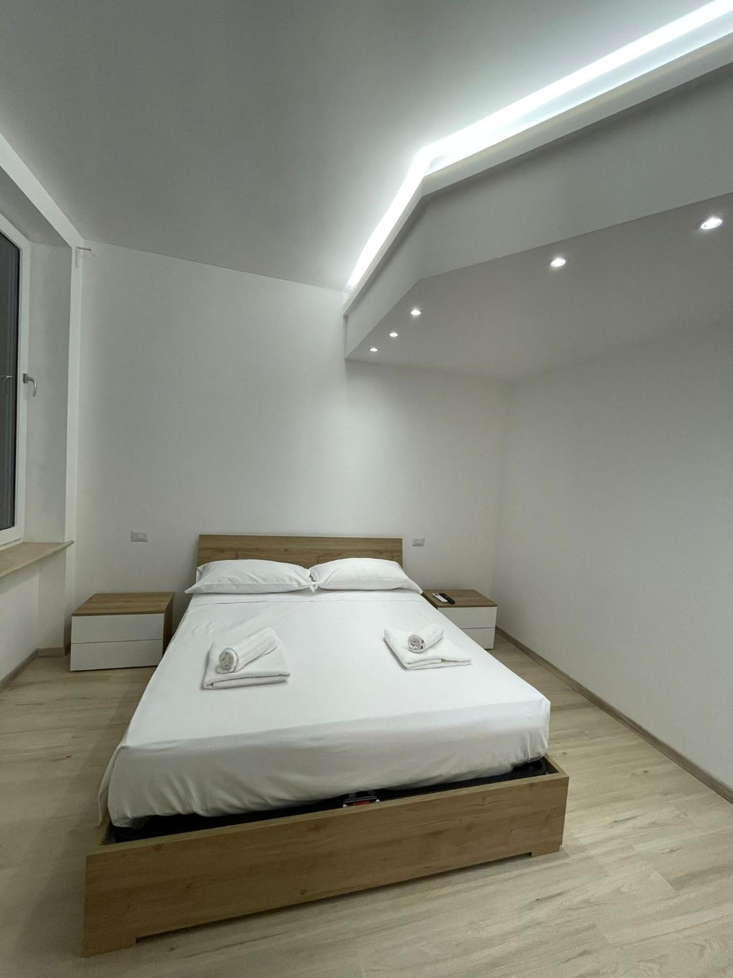 Villa Milano Apt N.4 Екстериор снимка